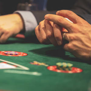 Lista över pokervillkor och definitioner