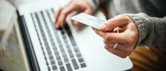 Going Global: Hur kreditkort förenklar gränsöverskridande onlinekasinotransaktioner